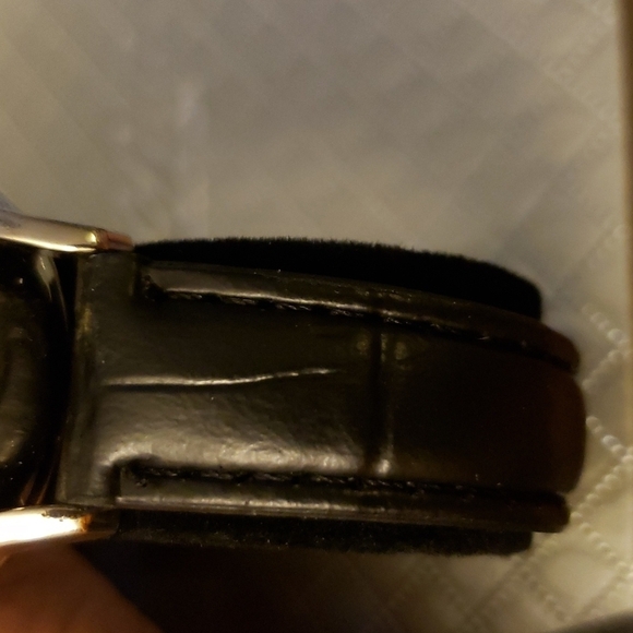 Antonino Colldction His and Hers Silvertone Faced With  Faux Crocodile Band - Picture 8 of 10